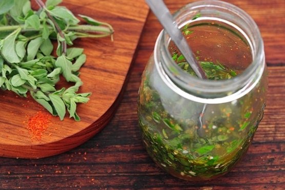 Foto de la receta de auténtico chimichurri argentino Receta de auténtico chimichurri argentino