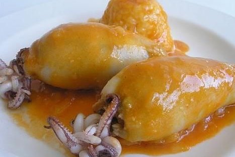 Foto de la receta de calamares rellenos de gambas Receta de calamares rellenos de gambas