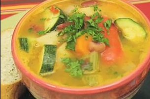 Foto de la receta de caldo de verduras Receta de caldo de verduras