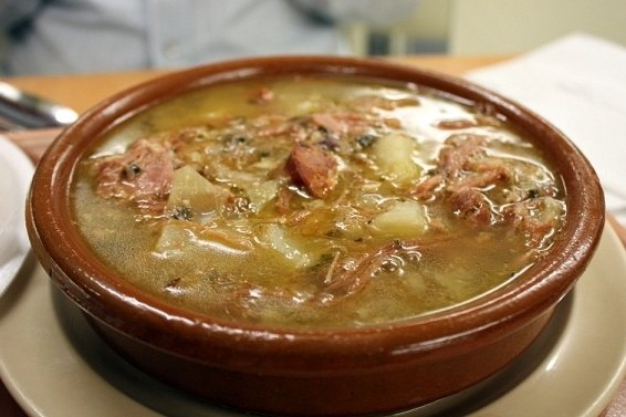 Foto de la receta de caldo michi Receta de caldo michi