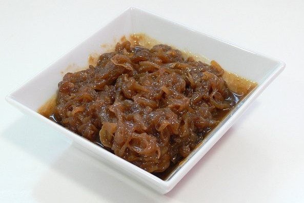 Foto de la receta de cebolla caramelizada Receta de cebolla caramelizada