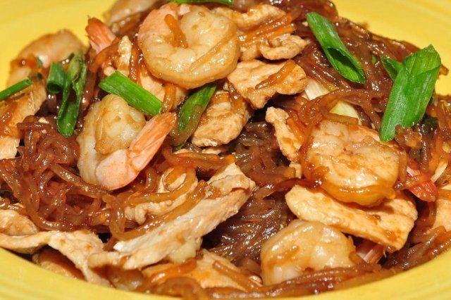 Foto de la receta de cerdo con fideos Receta de cerdo con fideos