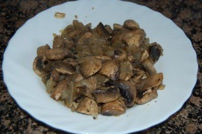 Foto de la receta de champiñones a la griega Receta de champiñones a la griega