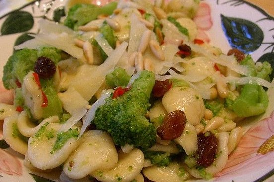 Foto de la receta de ensalada de brócoli Receta de ensalada de brócoli