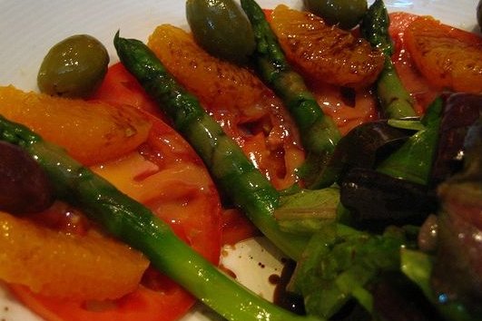 Foto de la receta de ensalada de espárragos Receta de ensalada de espárragos