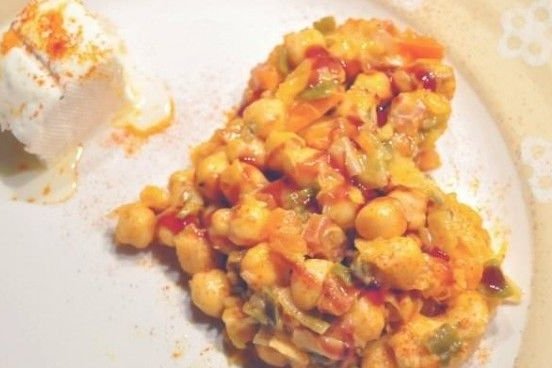 Foto de la receta de ensalada de garbanzos con verduras Receta de ensalada de garbanzos con verduras