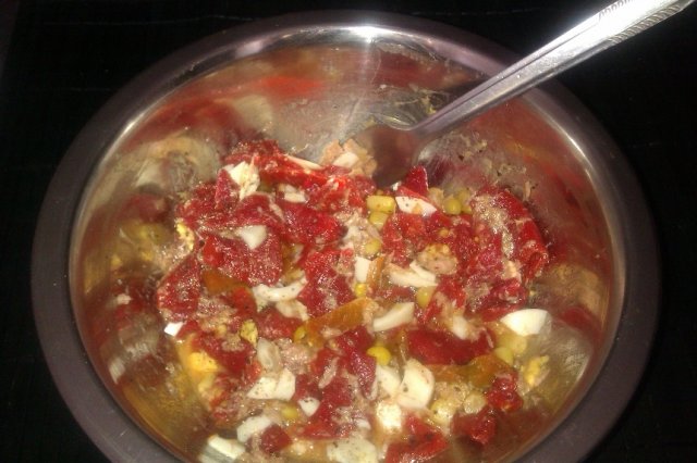 Foto de la receta de ensalada de pimientos con atún Receta de ensalada de pimientos con atún
