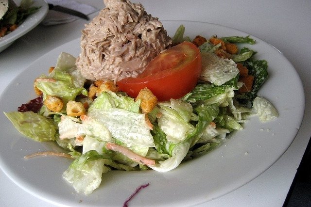 Foto de la receta de ensalada fría de atún Receta de ensalada fría de atún
