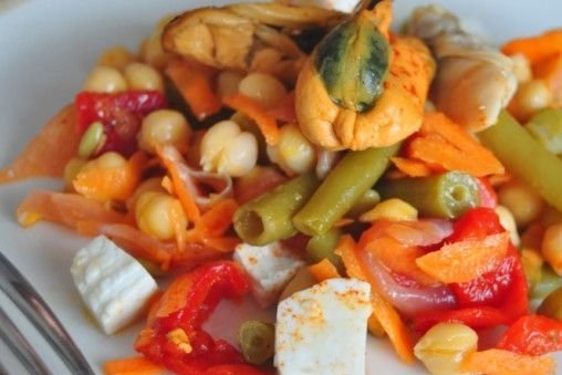 Foto de la receta de ensalada fría de garbanzos Receta de ensalada fría de garbanzos