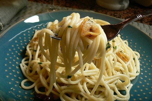 Foto de la receta de espaguetis al ajillo Receta de espaguetis al ajillo