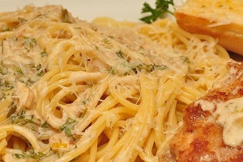 Foto de la receta de espaguetis con crema Receta de espaguetis con crema