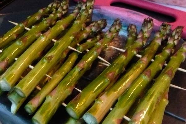 Foto de la receta de espárragos a la plancha Receta de espárragos a la plancha