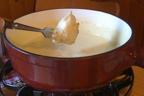 Foto de la receta de fondue de queso Receta de fondue de queso