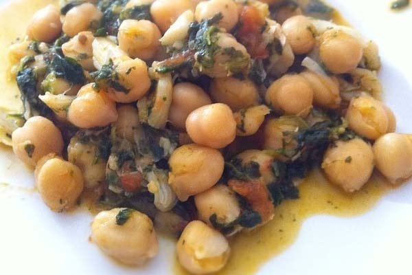 Foto de la receta de garbanzos con bacalao Receta de garbanzos con bacalao