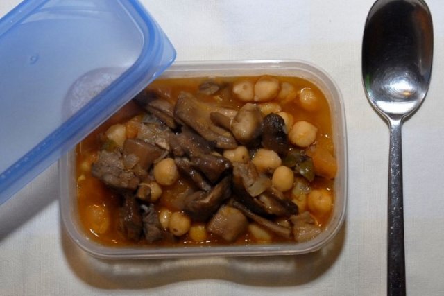 Foto de la receta de garbanzos con gurumelos Receta de garbanzos con gurumelos