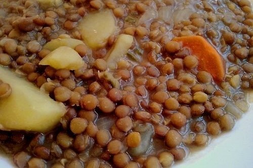 Foto de la receta de guiso de lentejas vegetariano Receta de guiso de lentejas vegetariano