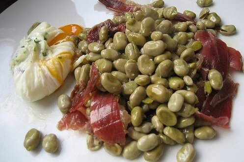 Foto de la receta de habas con jamón Receta de habas con jamón