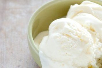 Foto de la receta de helado casero de limón Receta de helado casero de limón