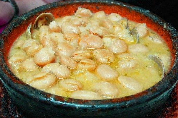 Foto de la receta de judías con almejas Receta de judías con almejas