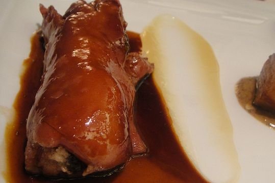 Foto de la receta de manitas de cordero con tomate Receta de manitas de cordero con tomate
