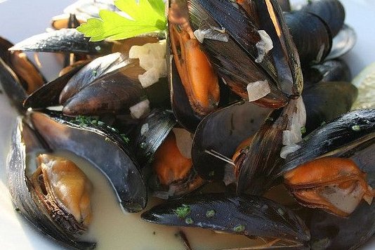 Foto de la receta de mejillones con salsa Receta de mejillones con salsa