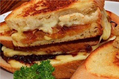 Foto de la receta de mermelada de cebolla Receta de mermelada de cebolla