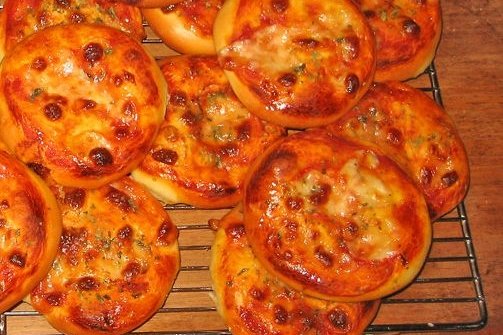 Foto de la receta de mini pizzas Receta de mini pizzas