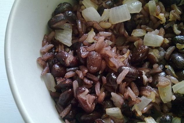 Foto de la receta de moro de habichuelas rojas Receta de moro de habichuelas rojas