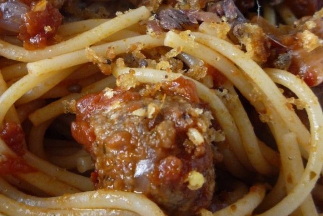 Foto de la receta de pasta con albóndigas Receta de pasta con albóndigas