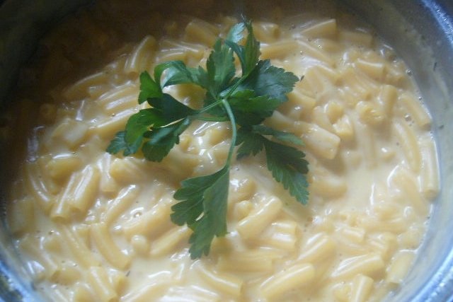 Foto de la receta de pasta en salsa de queso Receta de pasta en salsa de queso