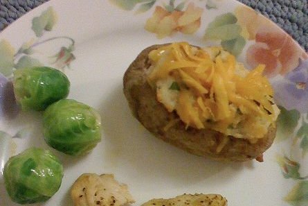 Foto de la receta de patatas asadas rellenas Receta de patatas asadas rellenas