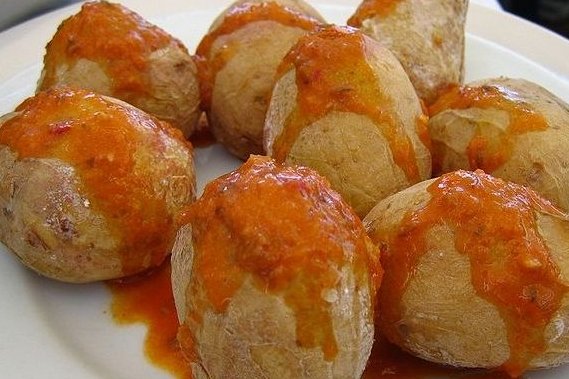 Foto de la receta de patatas en ajopollo Receta de patatas en ajopollo