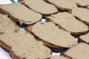 Foto de la receta de paté de berenjenas y sésamo Receta de paté de berenjenas y sésamo
