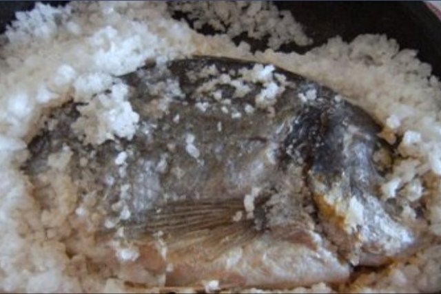Foto de la receta de pescado a la sal Receta de pescado a la sal