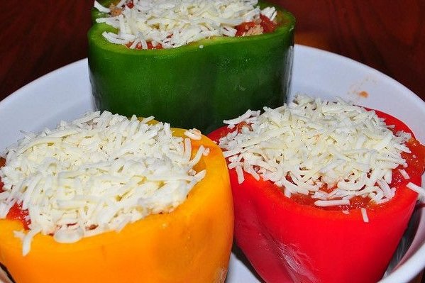 Foto de la receta de pimientos asados rellenos Receta de pimientos asados rellenos
