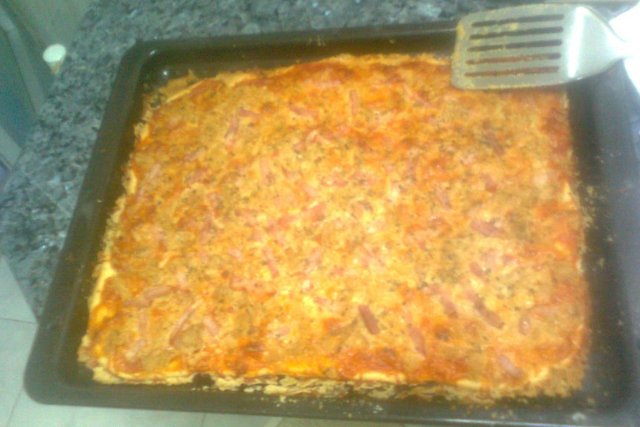 Foto de la receta de pizza casera Receta de pizza casera
