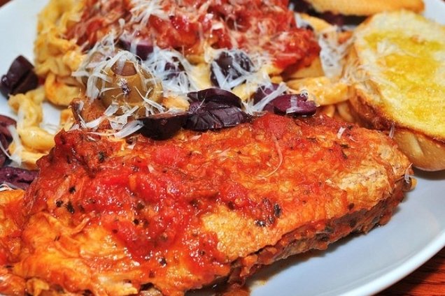 Foto de la receta de pollo en salsa de tomate Receta de pollo en salsa de tomate