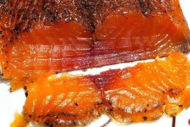 Foto de la receta de salmón marinado con eneldo Receta de salmón marinado con eneldo
