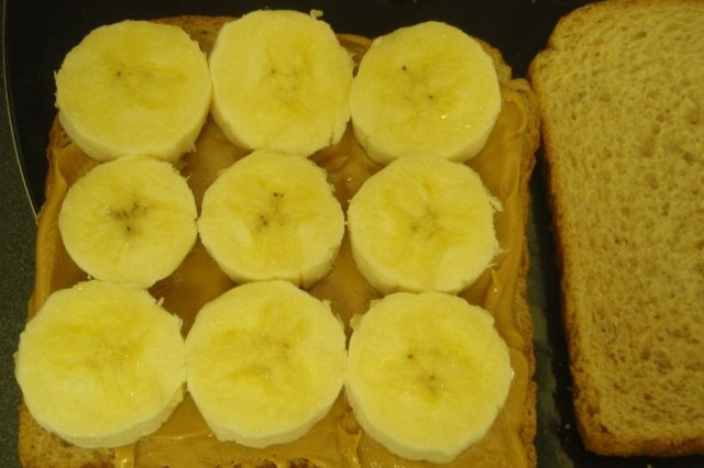 Foto de la receta de sandwich de plátano Receta de sandwich de plátano