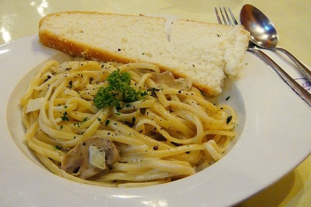 Foto de la receta de spaghettis alfredo Receta de spaghettis alfredo