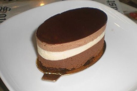 Foto de la receta de tarta rápida tres chocolates Receta de tarta rápida tres chocolates