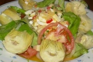 Receta de alcachofas con salsa de hierbas