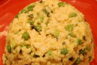Receta de arroz con guisantes y queso