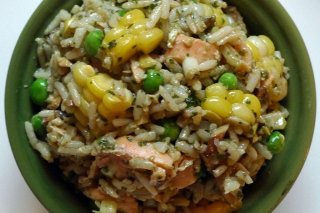 Receta de arroz con salmón al pesto