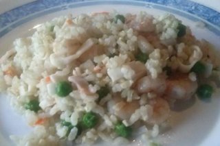 Receta de arroz integral con surimi y gambas