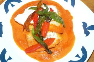 Receta de bacalao en salsa, con pil-pil y pimientos de colores
