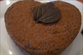Receta de bizcocho de chocolate con corazón