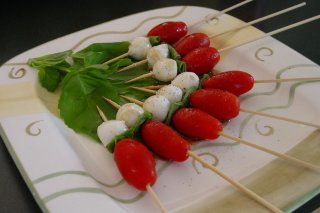 Receta de brochetas caprese