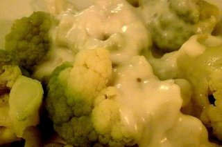 Receta de brócoli con salsa de queso
