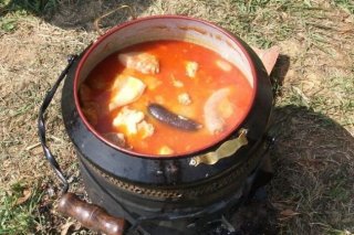 Receta de cocido montañés en olla ferroviaria